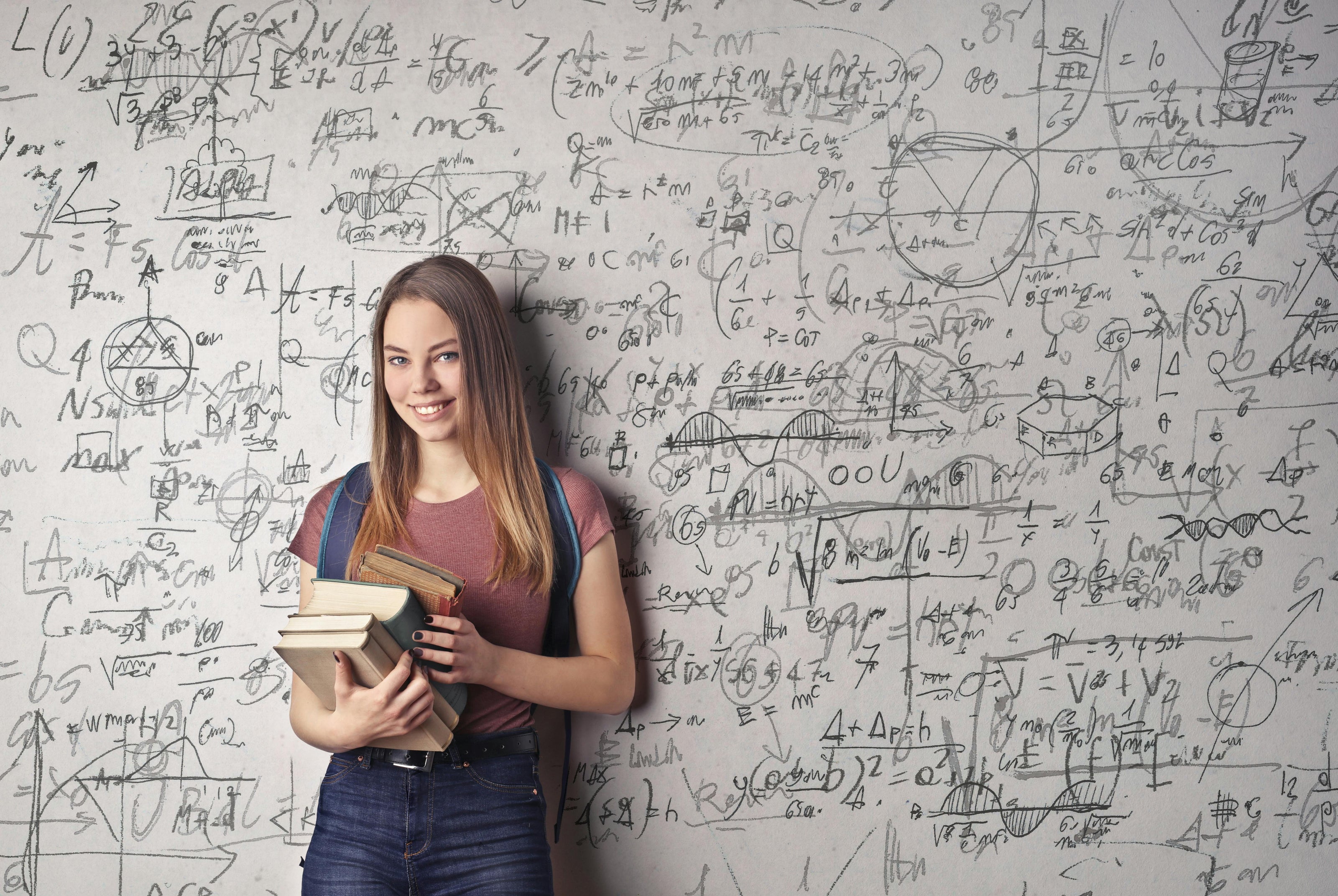 MasterClass Maths - Étude de fonctions Niveau 1 : du domaine de définition au tableau de variations (Samedi 16/11 de 16h à 17h30). - MasterBac
